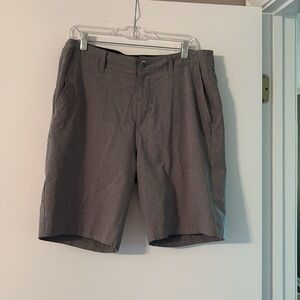 Men's Volcom Grey Shorts Flat Front  size 33